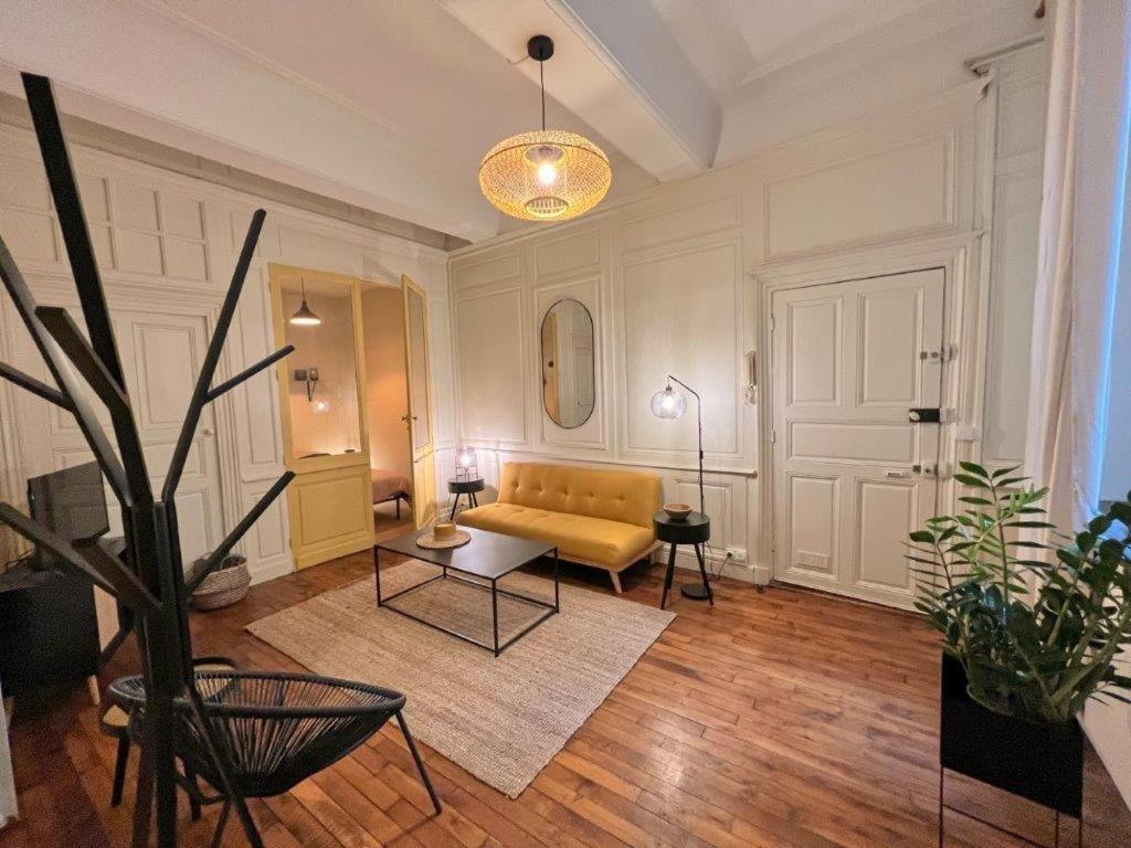 Apartament Le Boudoir De Clem Chalon-sur-Saône Zewnętrze zdjęcie